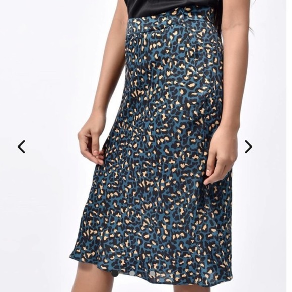 BCBGENERATION stardust cheetah satin midi skirt - Picture 9 of 10